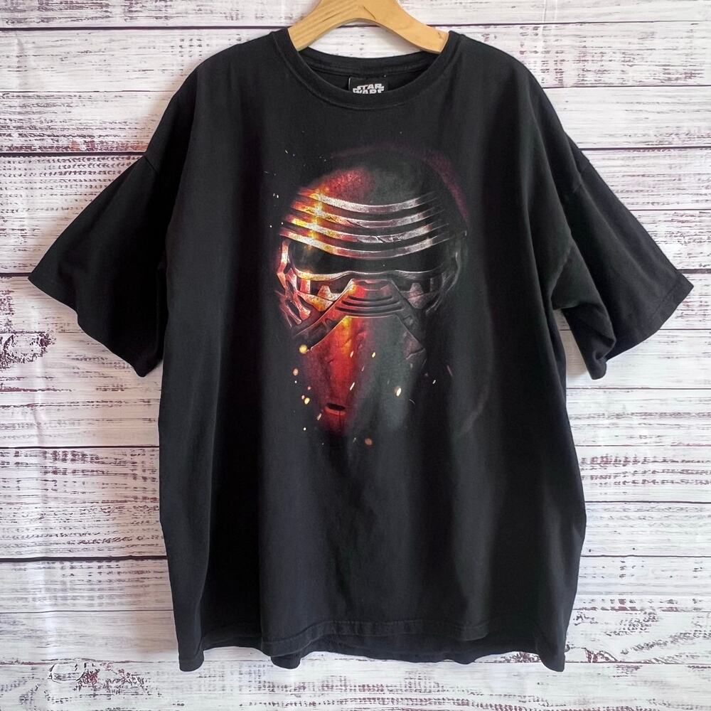 Star Wars Kylo Ren Helmet The Force Awakens Graphic T-Shirt 2XL